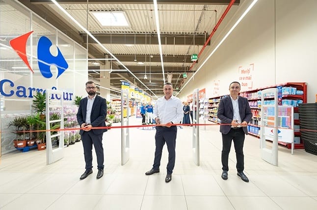 Cora devine Carrefour: Primul hipermarket integrat complet în București