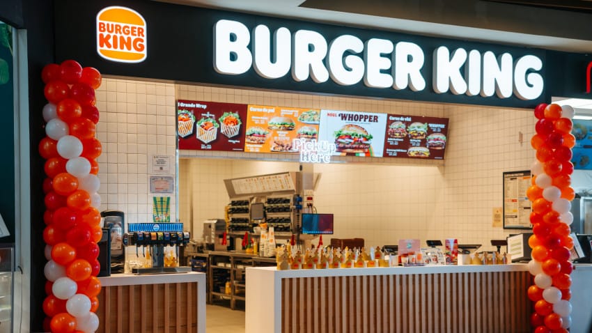 Burger King deschide primul restaurant în Oradea, în Lotus Center