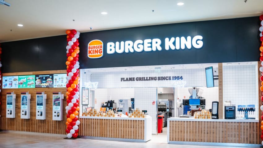 Burger King deschide pe 14 noiembrie cel de al 12-lea restaurant și primul din Suceava, în Iulius Mall