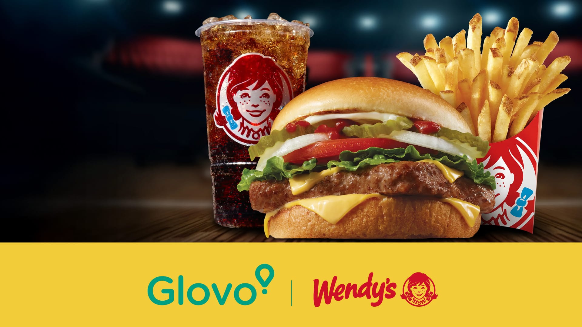 Wendy’s se alătură Glovo în România – Fresh Famous Food, acum la doar un click distanță