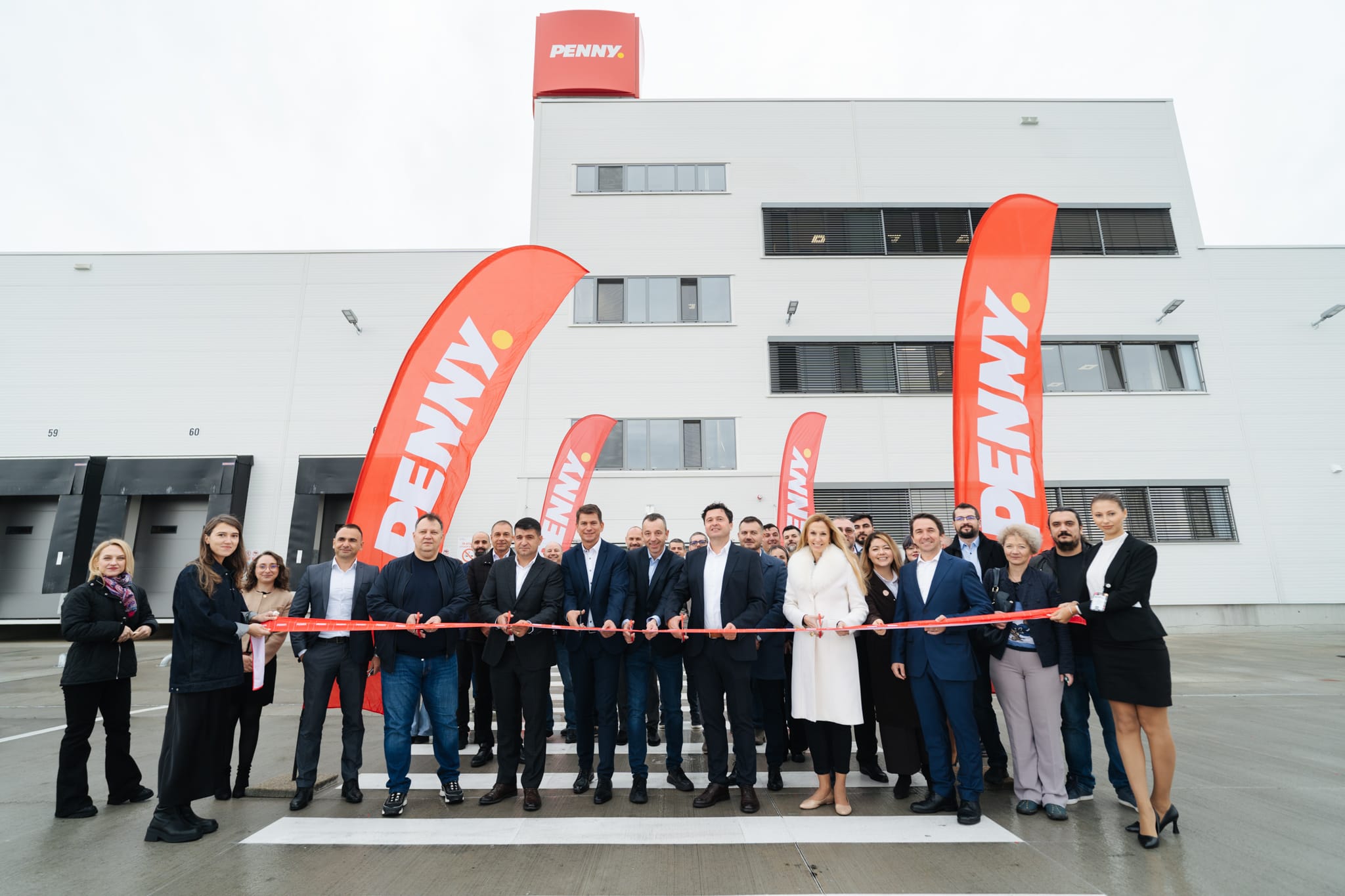 PENNY deschide noul depozit logistic de la Mihăilești, o investiție de 35 de milioane de euro PENNY deschide noul depozit logistic de la Mihăilești, o investiție de 35 de milioane de euro
