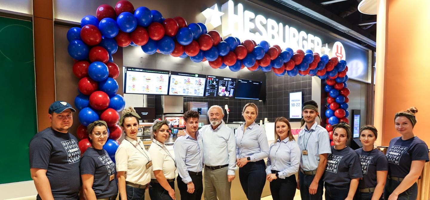 Hesburger deschide al 13-lea restaurant din România, în Promenada București, în urma unei investiții de 350.000 de euro