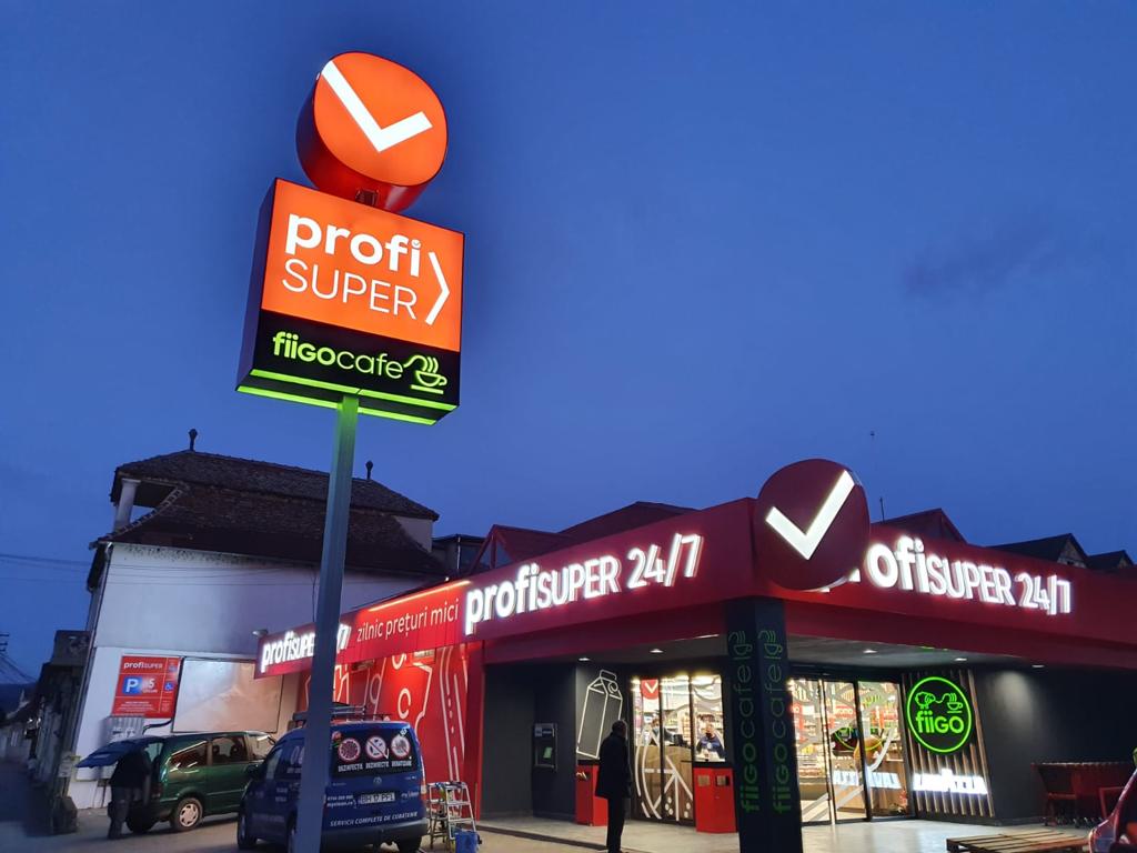 Programul de functionare al magazinelor PROFI in perioada sarbatorilor de iarna 2025-2026