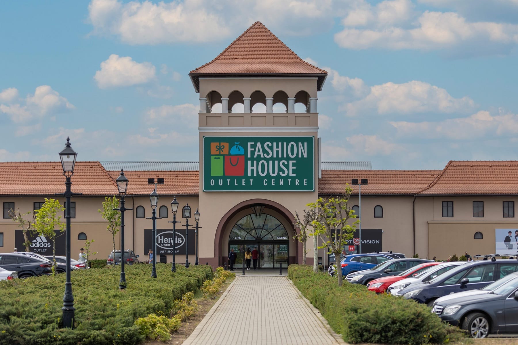 Programul centrelor comerciale Fashion House Outlet Militari si Pallady în perioada Sarbatorilor de Iarna 2025-2026