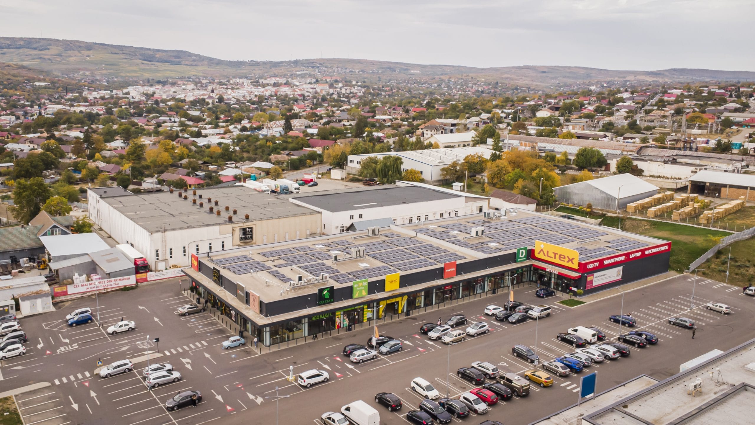 Programul de funcționare al centrului comercial Husi Retail Park in perioada sărbătorilor de iarna 2025-2026