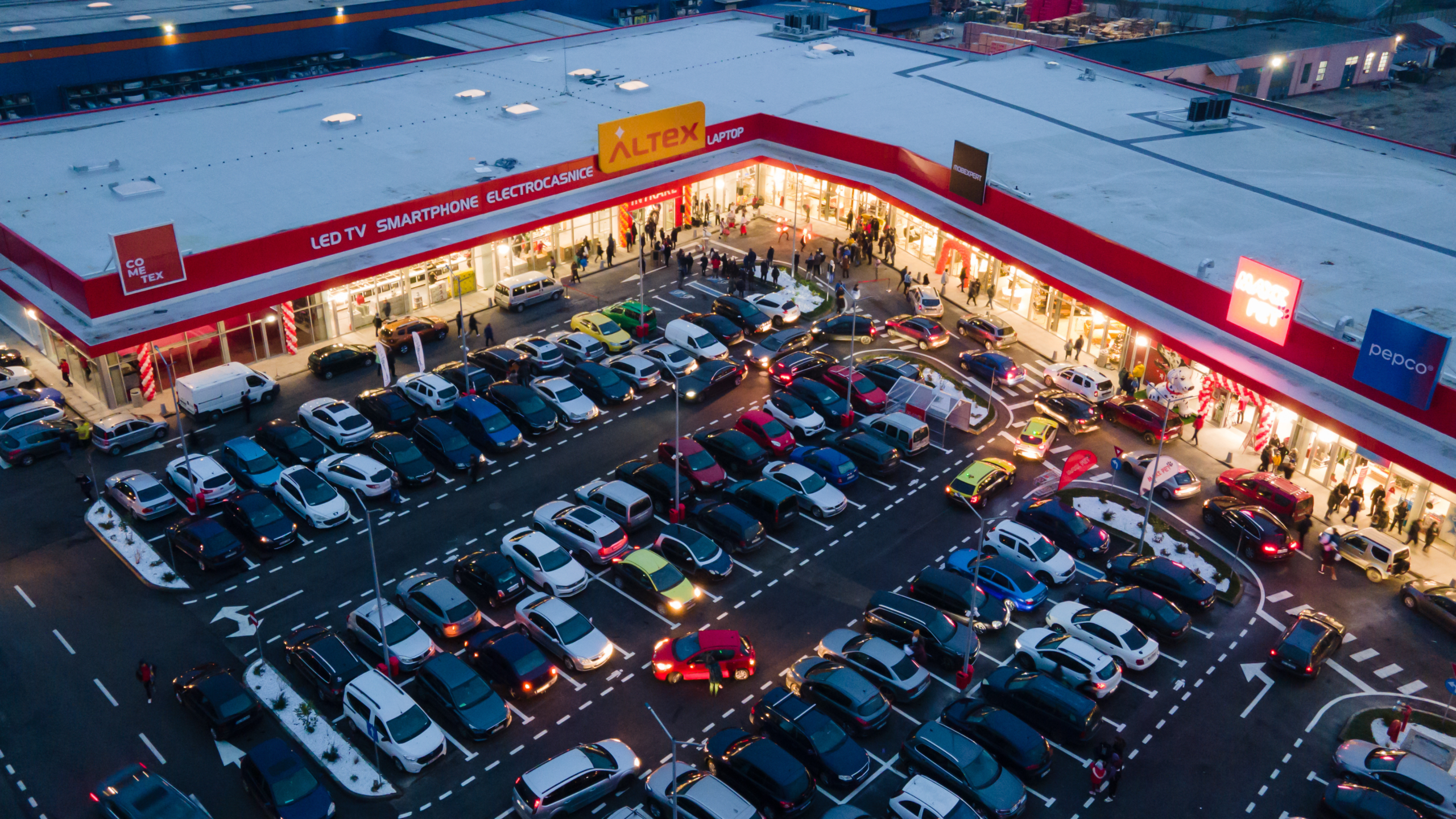 Programul de funcționare al centrului comercial Ramnicu-Valcea Retail Park din perioada sărbătorilor de iarna 2025-2026