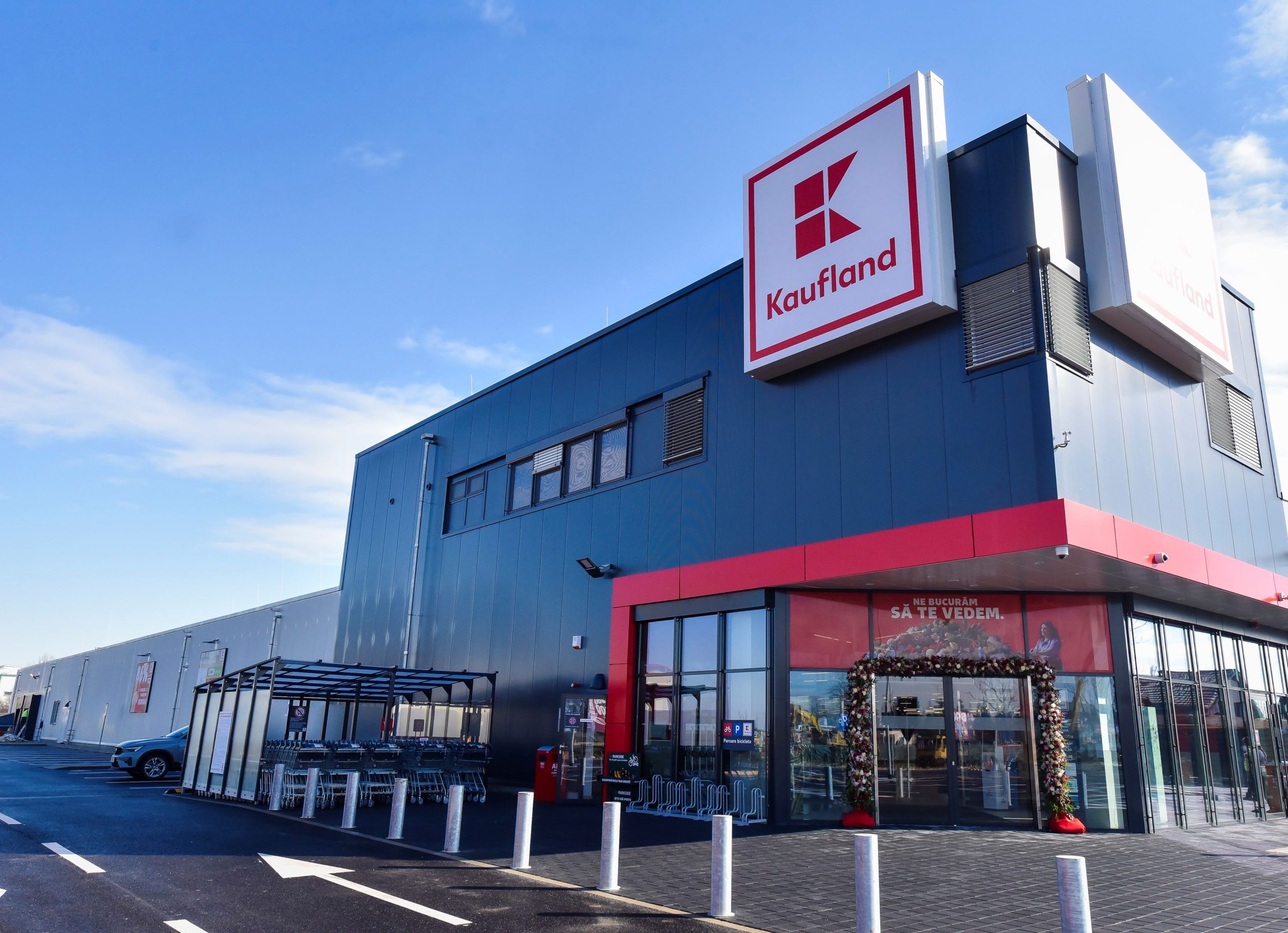 Kaufland deschide două noi magazine în orașele Titu și Pantelimon