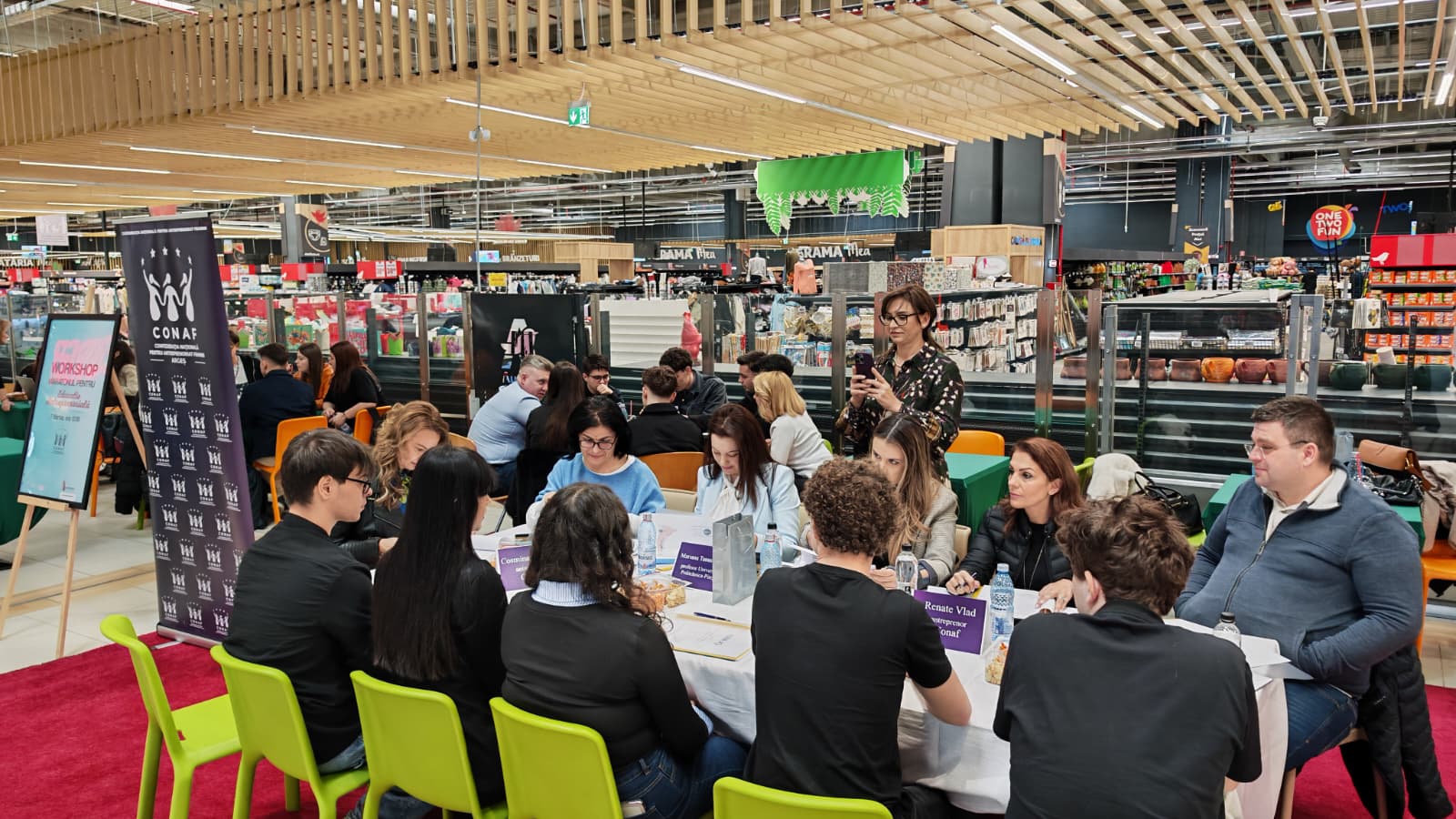 Pitești Retail Park, gazdă a „Maratonului pentru Educație Antreprenorială”, by CONAF