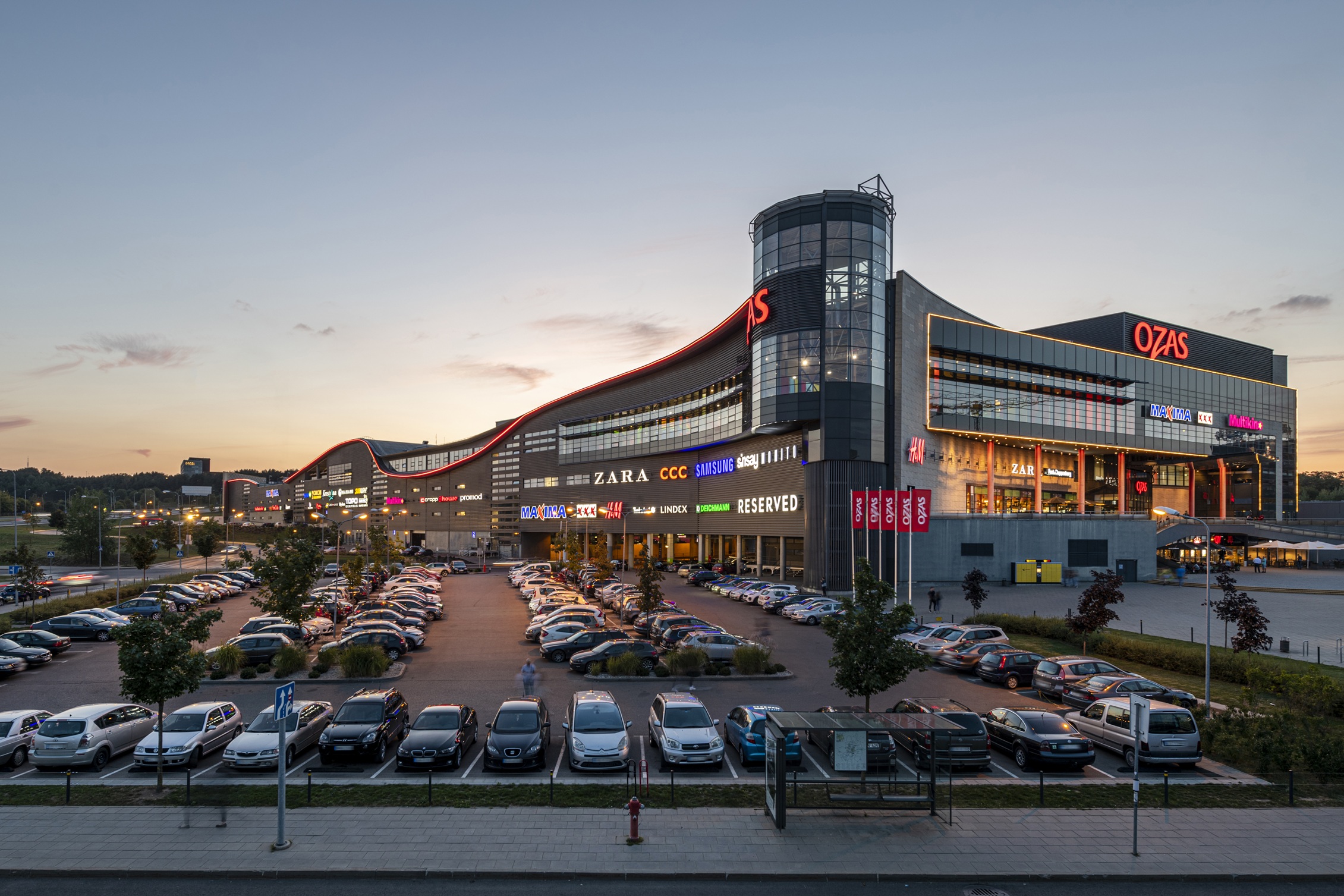 NEPI Rockcastle anunță vânzarea centrului comercial Ozas din Vilnius, Lituania, marcând ieșirea din regiunea Baltică NEPI Rockcastle anunță vânzarea centrului comercial Ozas din Vilnius, Lituania, marcând ieșirea din regiunea Baltică